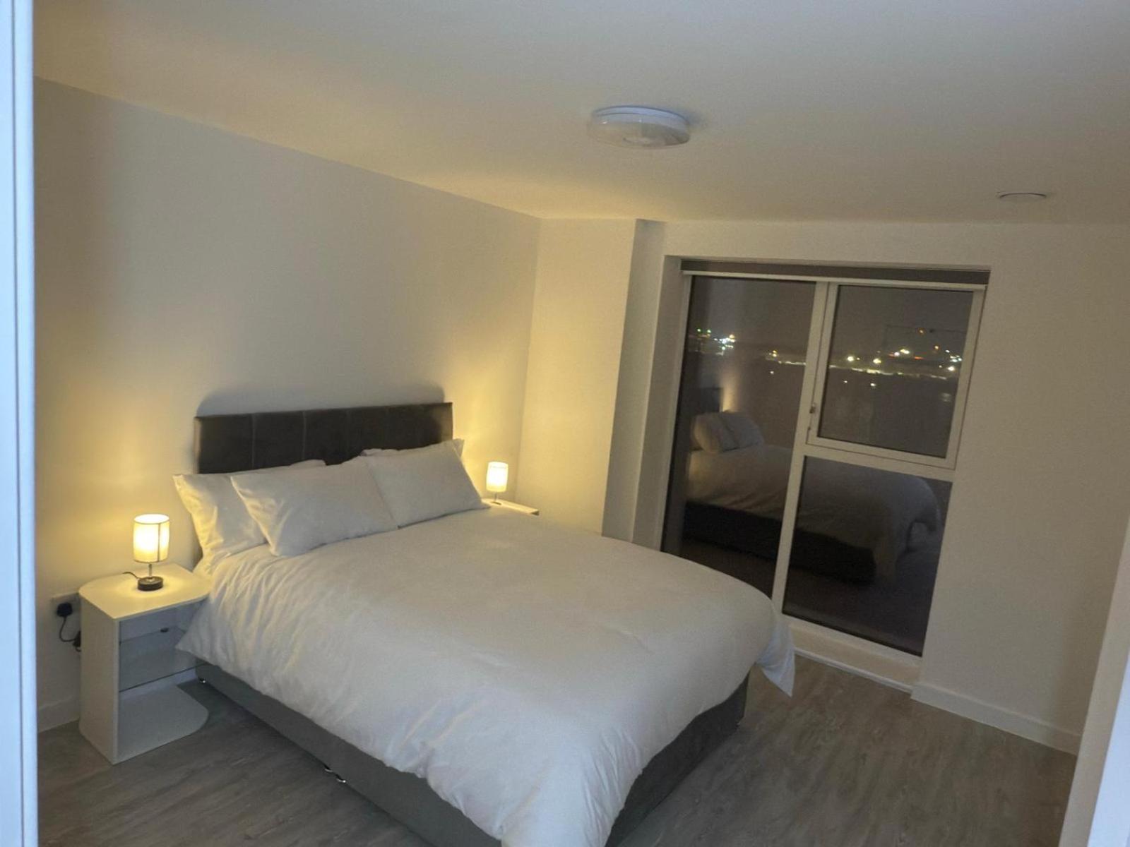 Serenity Waterfront 2 Bed Apartment Northfleet Extérieur photo