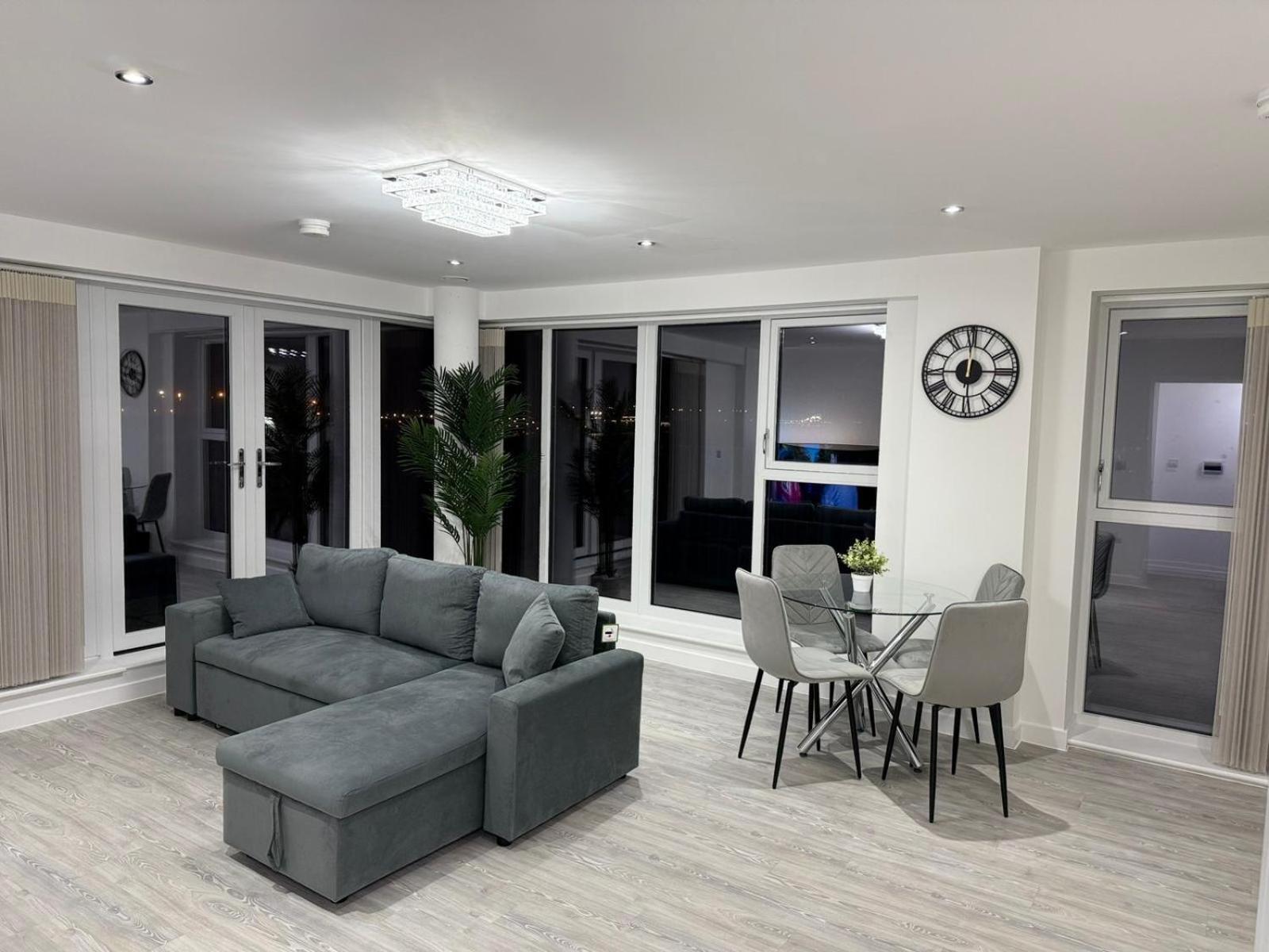 Serenity Waterfront 2 Bed Apartment Northfleet Extérieur photo