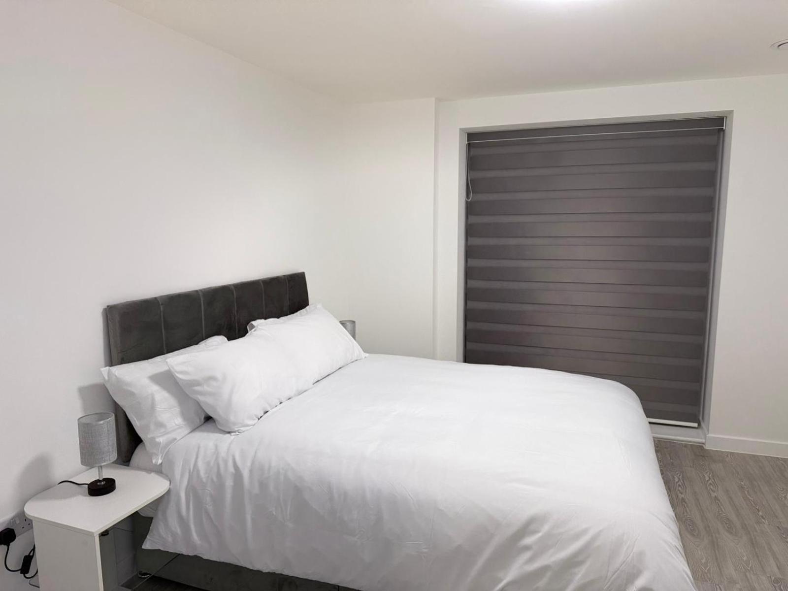 Serenity Waterfront 2 Bed Apartment Northfleet Extérieur photo