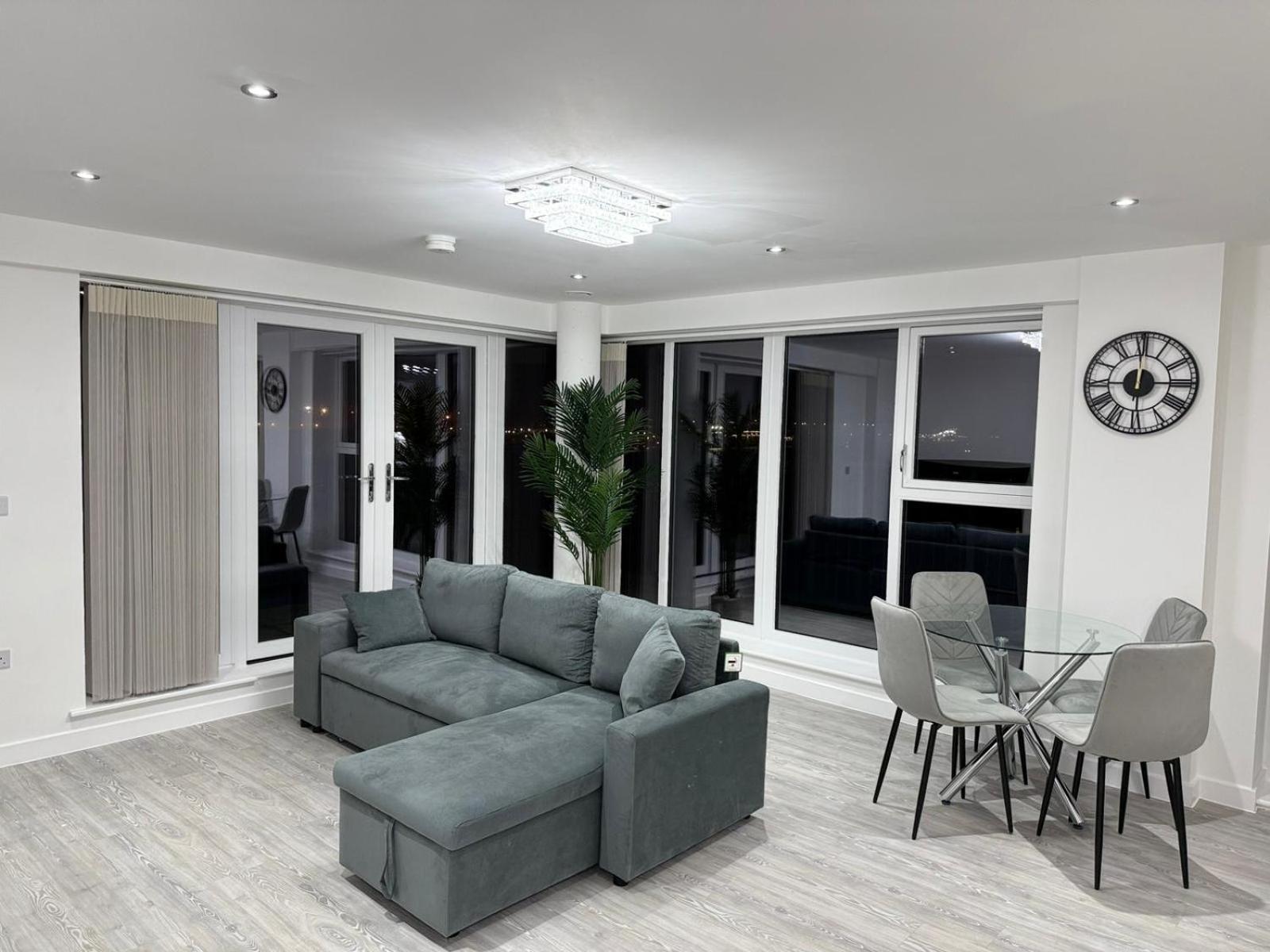 Serenity Waterfront 2 Bed Apartment Northfleet Extérieur photo
