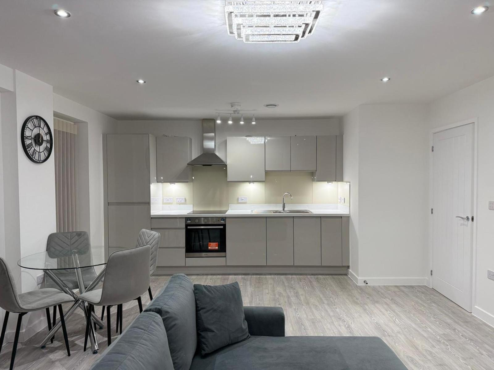 Serenity Waterfront 2 Bed Apartment Northfleet Extérieur photo