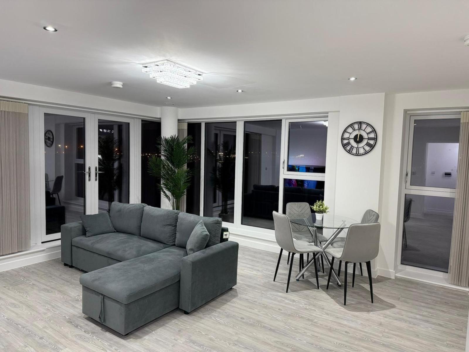 Serenity Waterfront 2 Bed Apartment Northfleet Extérieur photo