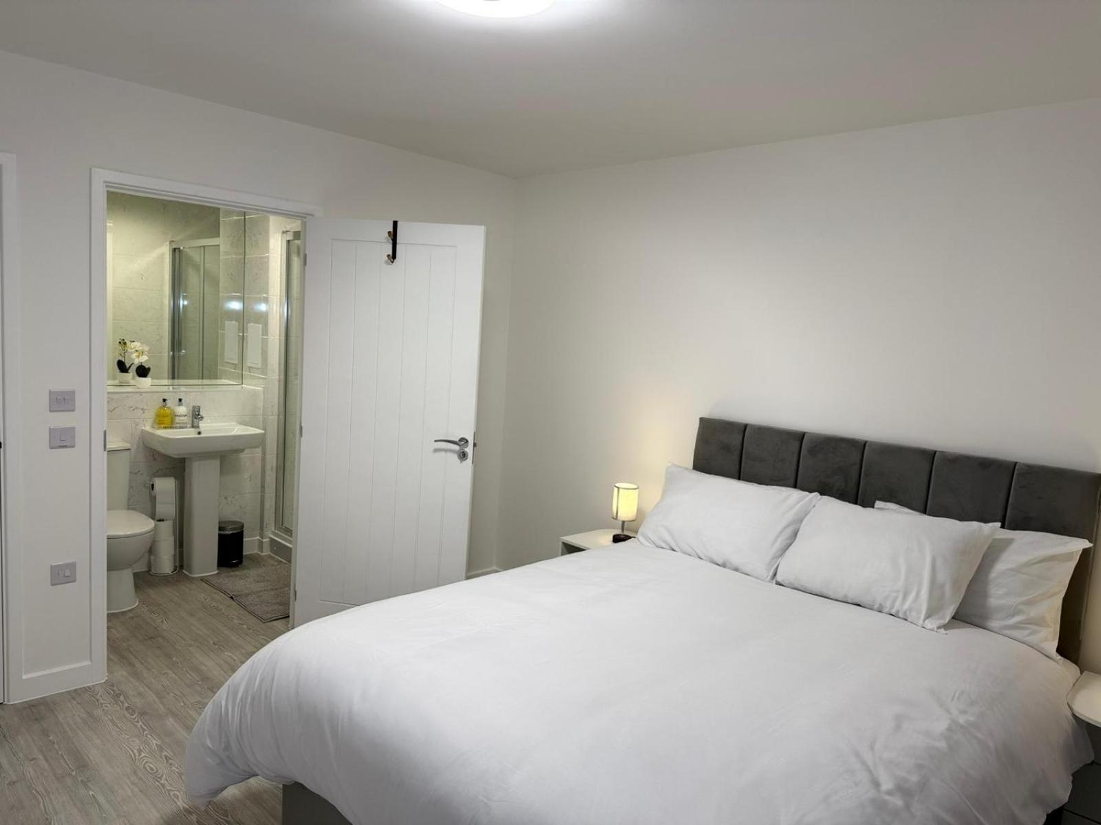 Serenity Waterfront 2 Bed Apartment Northfleet Extérieur photo