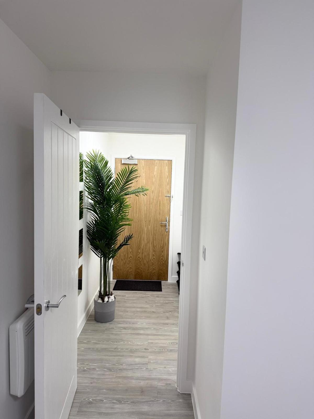 Serenity Waterfront 2 Bed Apartment Northfleet Extérieur photo