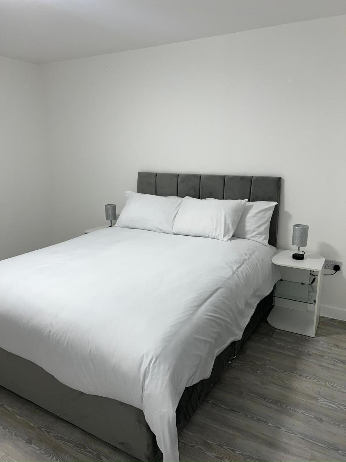 Serenity Waterfront 2 Bed Apartment Northfleet Extérieur photo