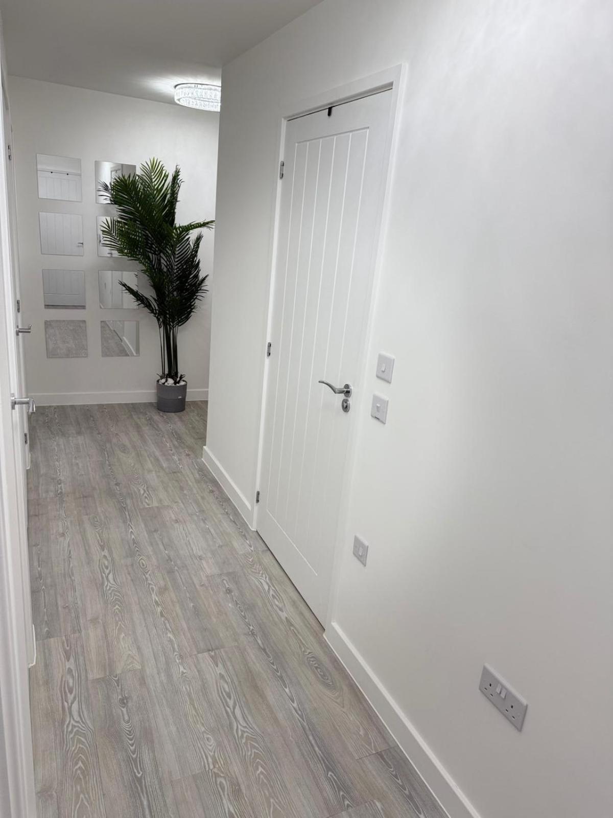 Serenity Waterfront 2 Bed Apartment Northfleet Extérieur photo