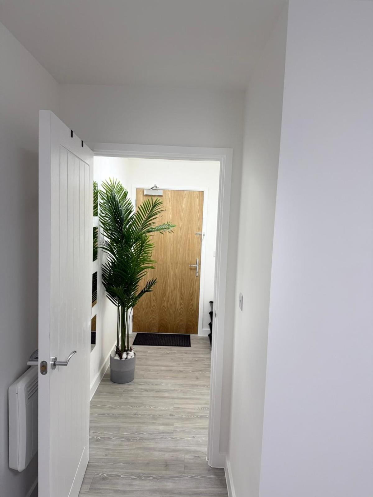 Serenity Waterfront 2 Bed Apartment Northfleet Extérieur photo