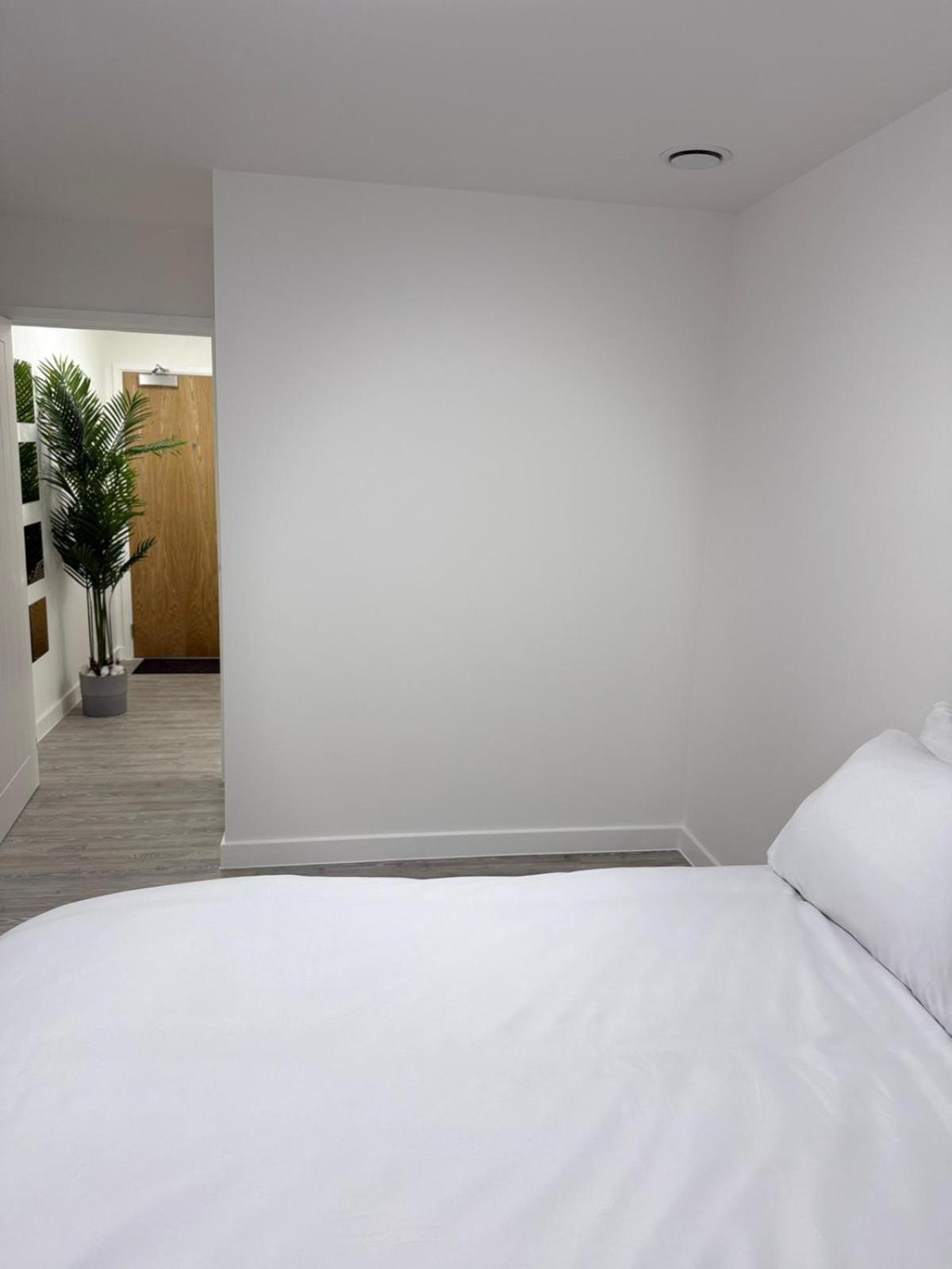 Serenity Waterfront 2 Bed Apartment Northfleet Extérieur photo