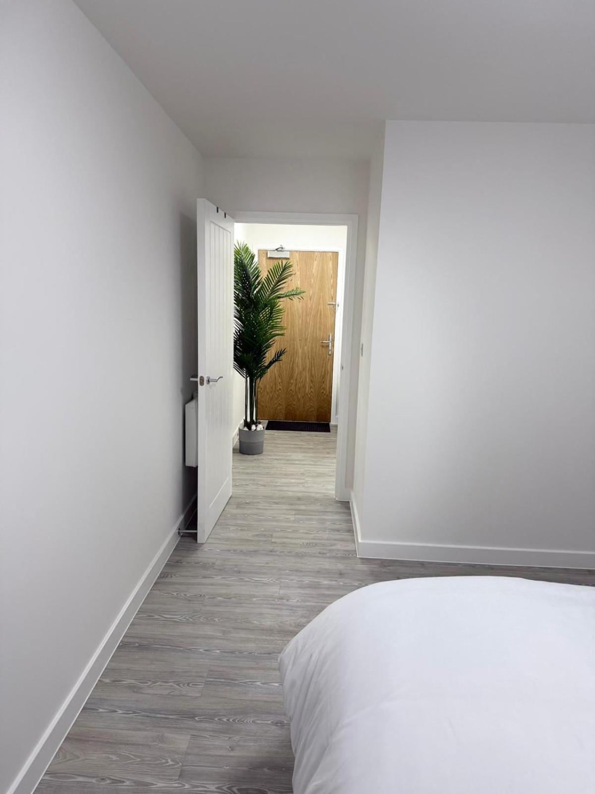 Serenity Waterfront 2 Bed Apartment Northfleet Extérieur photo
